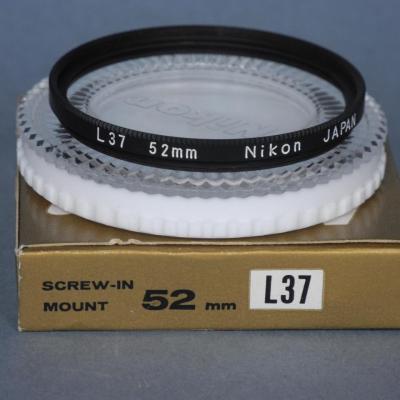 *Nikon SCREW-IN L37 52mm*