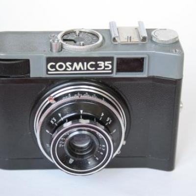 Cosmic35  1965 film135