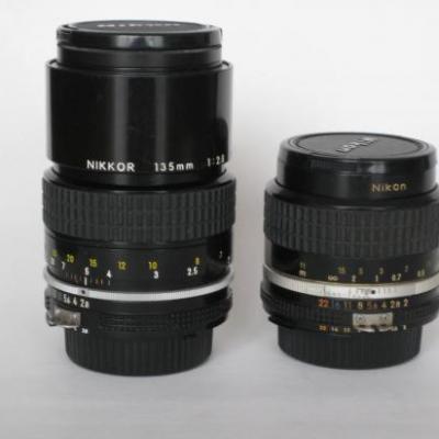 *Objectif Nikon 1:2/28mm  AI-S + Nikkor 1:2,8/ 135mm AI-S