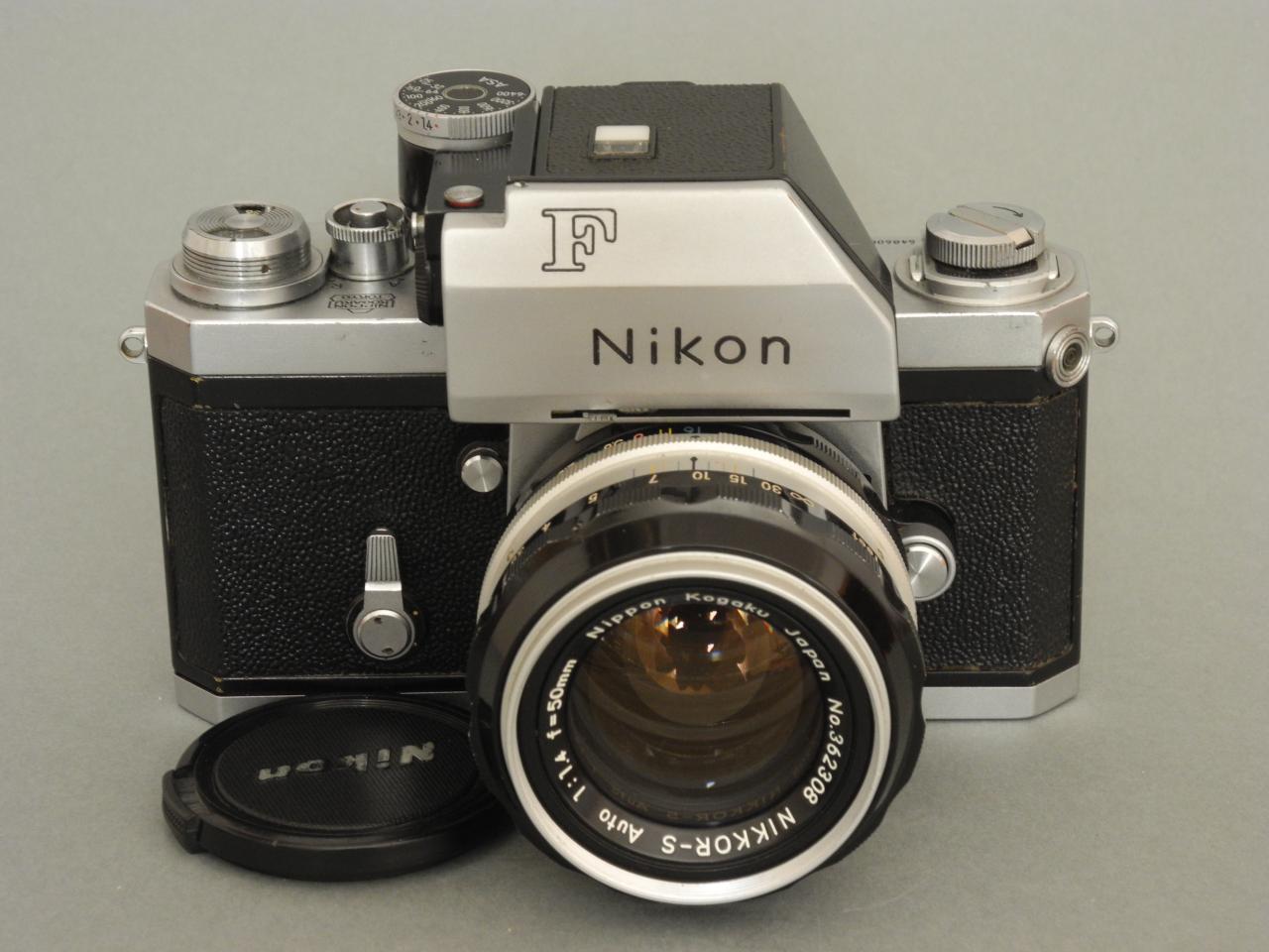 *Nikon F Photomic 1962 * serial 64xxxxx *un des tout premier avec le logo Nippon Kogaku*