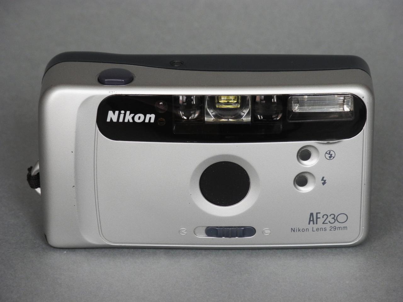 *Nikon AF 230 1996*