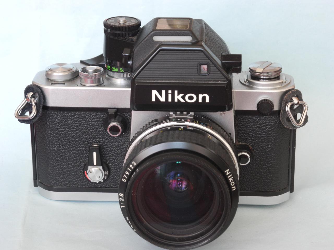 *Nikon F2-S * Photomic   dp-2 * 1976*