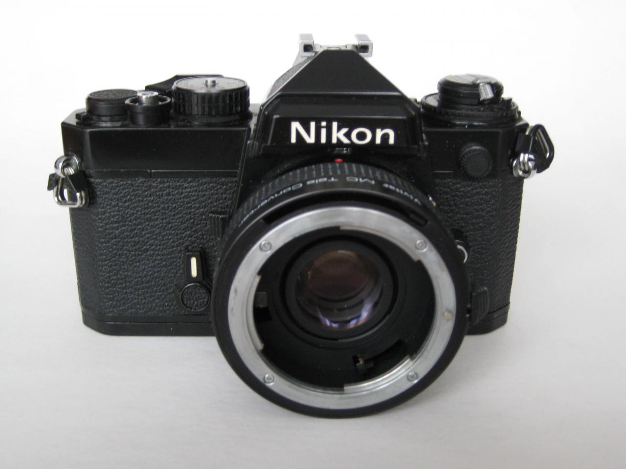 *Nikon fe *