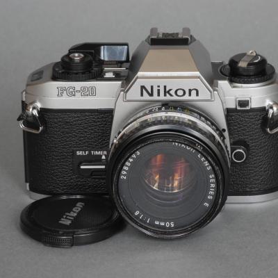 *Nikon FG-20 1984*