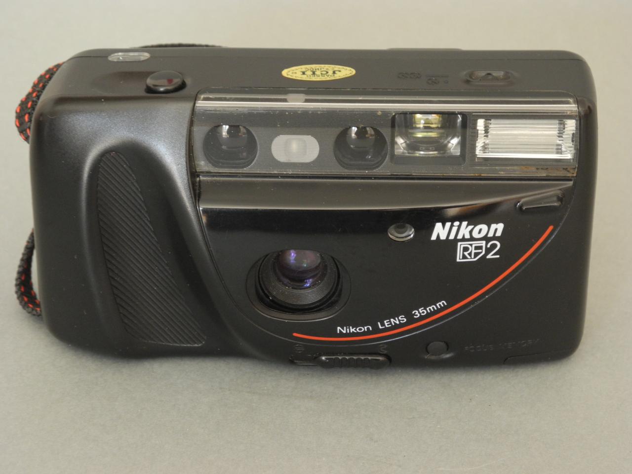 *Nikon RF2 film 135 1988*