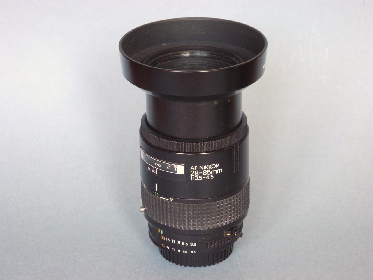*Objectif Nikon AF 1:3.5-4,5/28-85 mm*