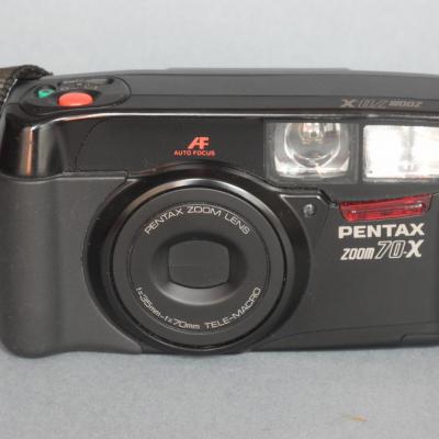 *Pentax Zoom 70.X film135 1989*