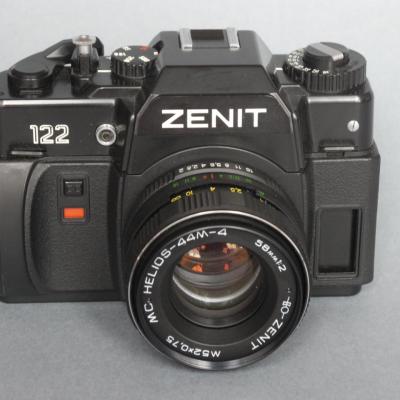 *Zenit 122 film135 1990*